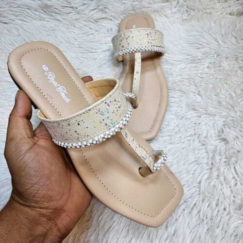 Flat Sandals For Women – Fashionable Flat Shoes